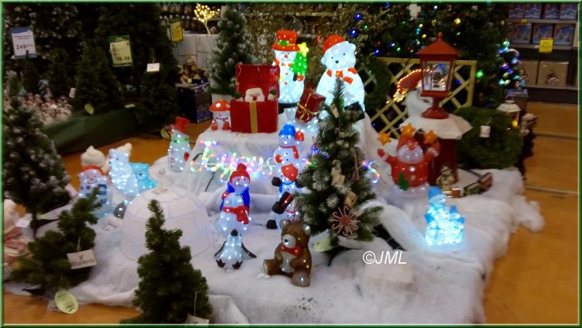 Décorations dans les jardineries pour Noël