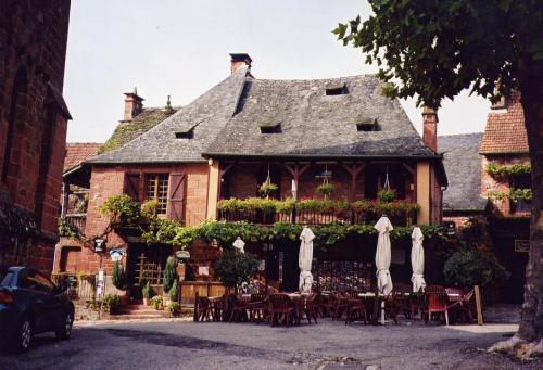 Collonges-la-Rouge  (Corrèze)  1ère partie