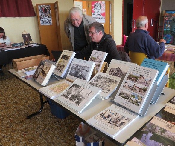 "Des livres au Village" à Recey-sur-Ource a permis de rencontrer des écrivain(e)s et une photographe talentueuse, Anne Spicas