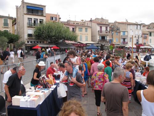 Cassis: LLes "Nocturnes littéraires" en escale mardi soir sur le port