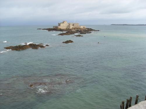 La Baie de Saint Malo,en Bateau et à pied