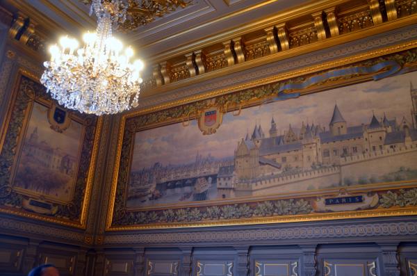 Visite de l'ancien Palais de Justice avec Générations13