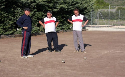 ELIMINATOIRE SECTEUR Doublettes 3 et 4 éme LAVILLEDIEU LE 13 MAI 2012