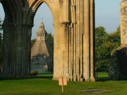 Glastonbury - L'esprit des moines