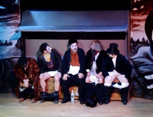 Le Revizor d'après Nicolas Gogol, un truculent spectacle de la Compagnie des Gens