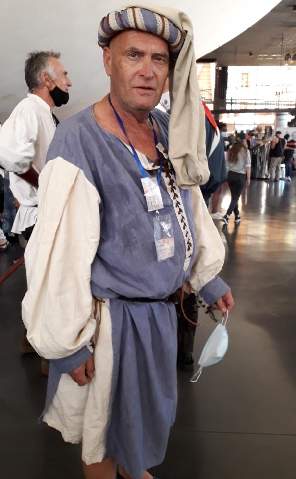 Belles Tenues Anciennes