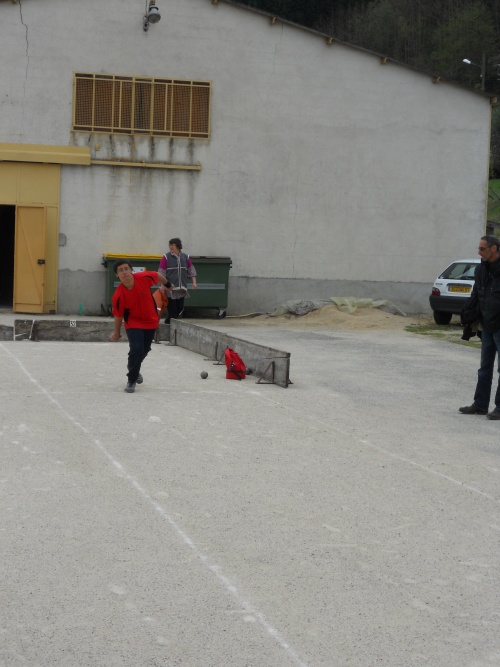 TOURNOI JEUNE à LAMASTRE PAQUES 2012