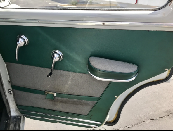 ALFA ROMEO 1957  1900 SUPER 