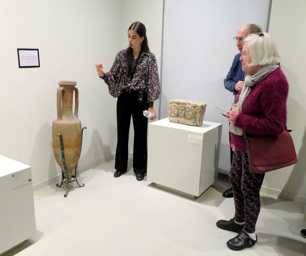 "Bulles au Musée" a fait découvrir aux visiteurs les éléments du Musée relatifs à l'oenologie,  et l'excellence des crémants de  quatre viticulteurs Châtillonnais!