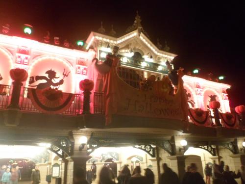 C'est Halloween à Disneyland