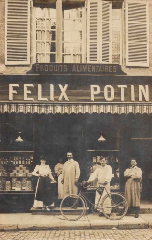 Quelques cartes postales représentant les commerces d'autrefois à Châtillon sur Seine.....