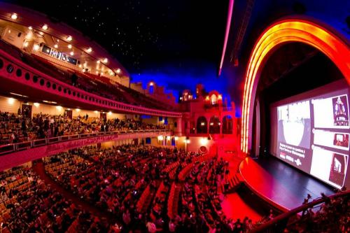 2 new Paris 'Le Grand Rex' dates added