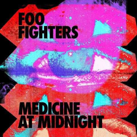 FOO FIGHTERS - "Chasing Birds" Clip