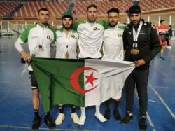 Championnat d'Afrique sur vélodrome au Caire (Égypte) - en Poursuite par équipes l'EN Médaille d'Or avec El Khacib Sassane MCA à gauche,