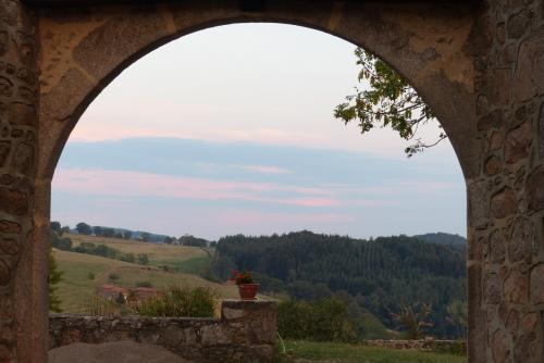 Effets de cadre dans le cadre :