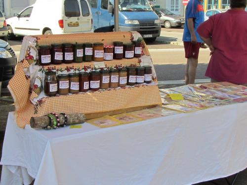Le marché de Bien Vivre à la Campagne a eu lieu à Laignes le 21 juillet...