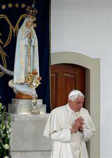 Fatima (Lucie dos Santos, Francesco Marto, Jacinta Marto) : Notre-Dame du Très-Saint Rosaire
