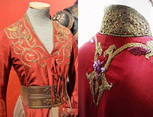 Où trouver la robe rouge de Cersei Lannister?