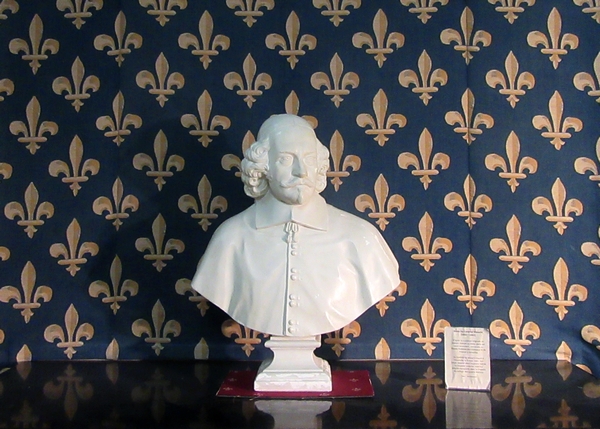 Le château de Vincennes, une visite avec la Compagnie des Gens
