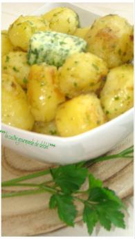 GRENAILLES AU BEURRE PERSILLÉ À L'AIL