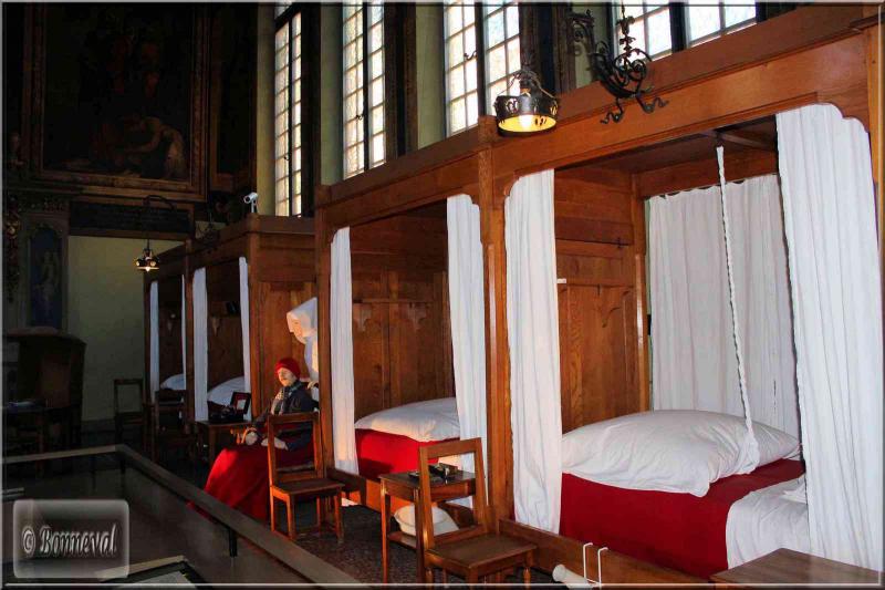 Bourgogne Les Hospices de Beaune la Salle Saint-Hugues