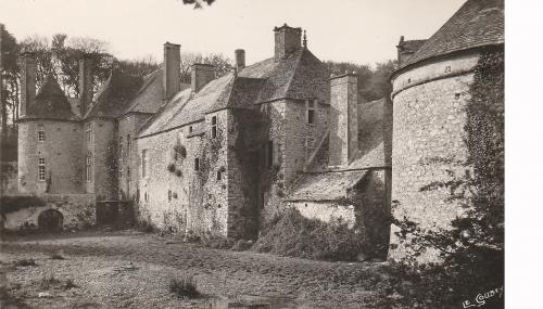 LES REMPARTS DE SAINT-MARTIN-LE-HEBERT (Manche)