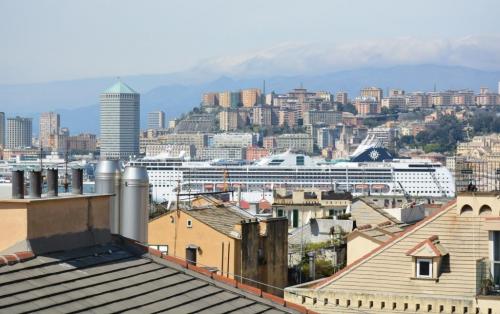 Vue depuis la terrasse du Palais Rosso à Gênes