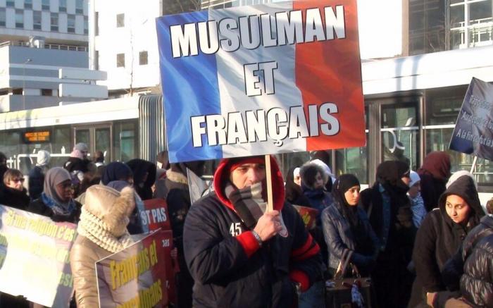 Mémoire : la France va restituer deux millions d’archives à l’Algérie