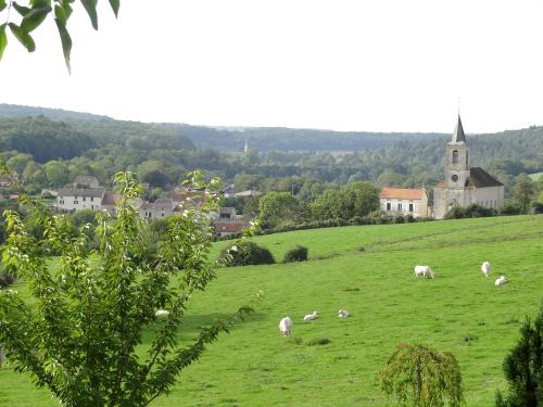 Visite de Brémur, village perché