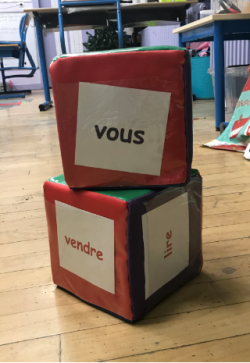 Les dés de conjugaison 