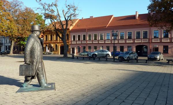 Les pays Baltes : Lituanie 2 - Château de Trakai et ville de Kaunas