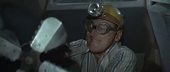 LE CERVEAU - BOURVIL