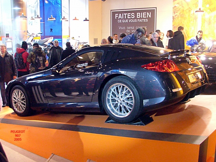LES CONCEPT CARS PEUGEOT