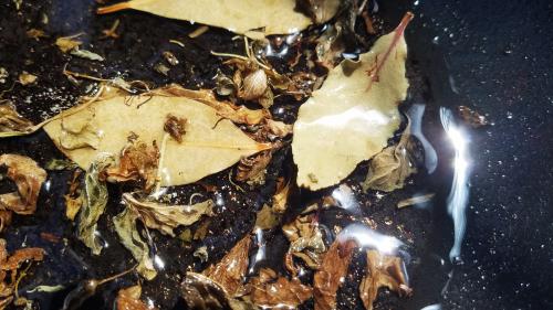 Le balcon posé sur la mer (11-2) à Μύκονoς. Le balcon du Samedi Saint