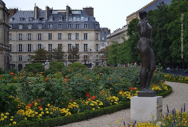 13 août 2012 La femme aux pommes 3