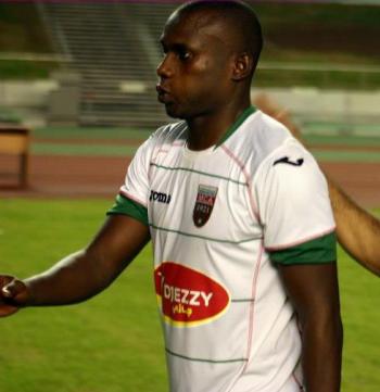 Mardi18.09.2012 au stade du 5 juillet MCA -JS Saoura 1-0