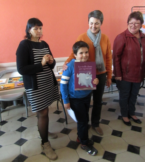 La Bibliothèque Municipale de Châtillon sur Seine a organisé un concours d'affiches dans les écoles, lors de la Journée de l'Ecrit