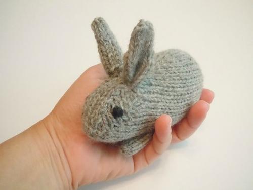 Minus mon petit lapin tricot