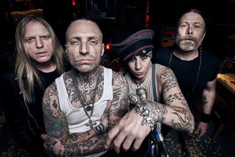 BACKYARD BABIES - "Shovin' Rocks" (Clip)
