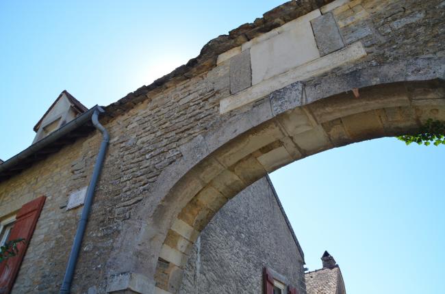 ☻ Escapade en Bourgogne avec Arlette : 2) Le village de Châteauneuf-en-Auxois