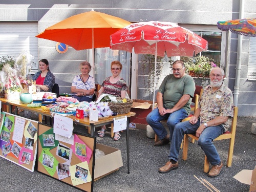 Le vide-grenier de la maison de La Charme à Châtillon sur Seine...