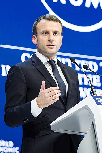 IL NOUS COÛTE "UN POGNON  DE DINGUE" : LE RAPPORT QUI ÉPINGLE MACRON  ET SES DÎNERS LUXUEUX