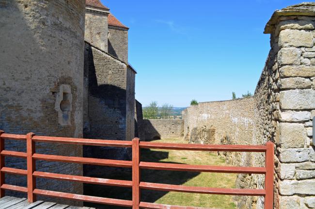 ☻ Escapade en Bourgogne avec Arlette : 3) Le château de Châteauneuf-en-Auxois