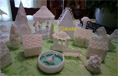 Le village blanc de Claude