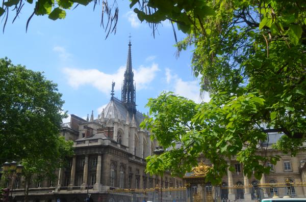 Visite de l'ancien Palais de Justice avec Générations13