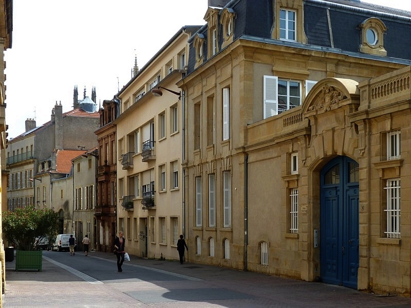 Metz / La rue aux Ours...
