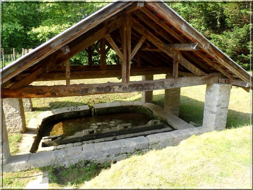 921 - Suite22 : -Notre Chemin vers St Jacques de Compostelle à travers ses anecdotes-
