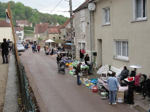 -EXPOSITIONS DANS LE  CHÂTILLONNAIS