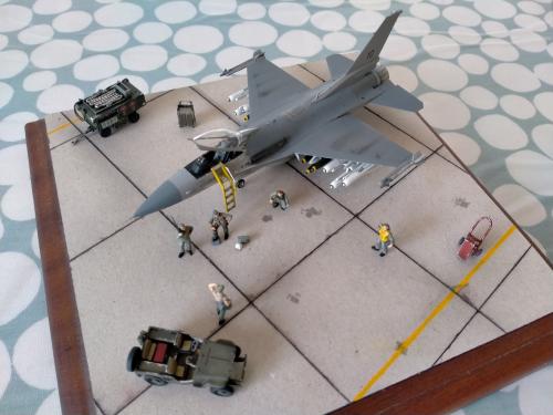 Un F16 de l'Escadrille fantôme