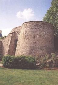 LES REMPARTS D'ALENÇON (Orne)
